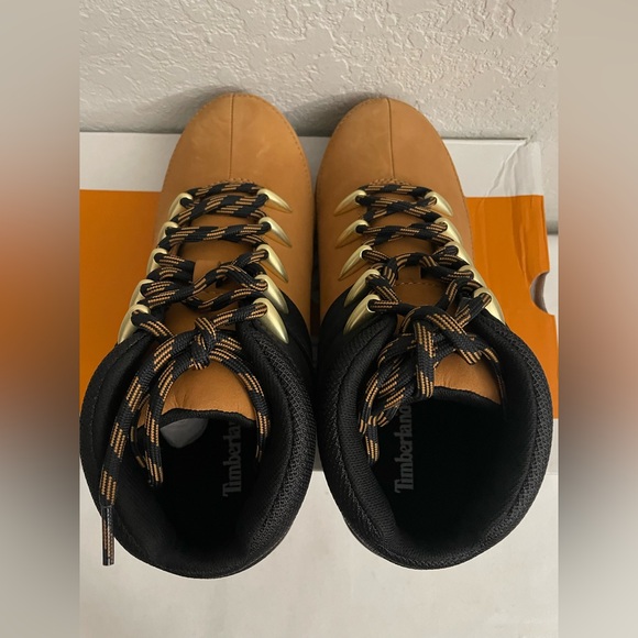 Timberland Euro Sprint Mid Lace Hiking Boot in Wheat Nubuck - Mens Size 7